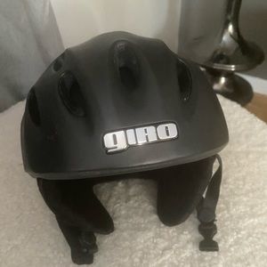 GIRO FUSE ski helmet.  Women’s small/youth large.